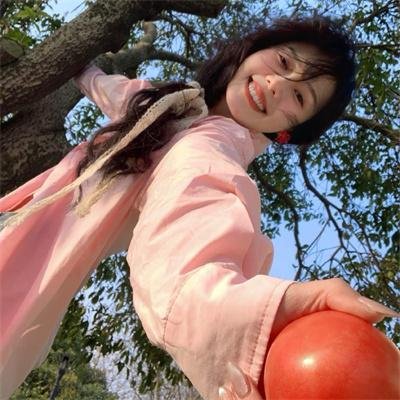 《奈奈与薫的日记》海报