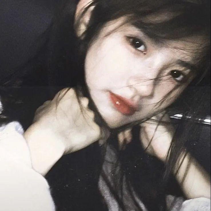 《我渴望被禁止的东西》海报